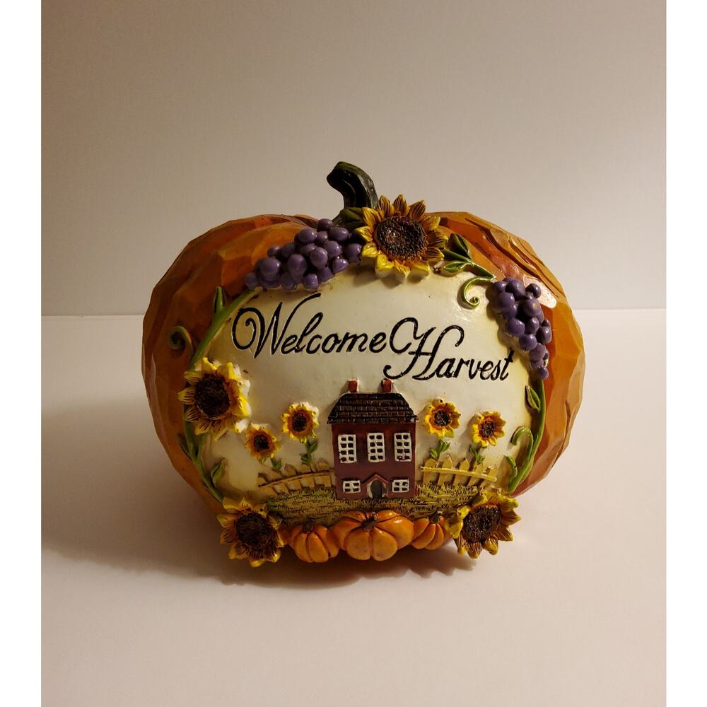 WELCOME HARVEST Sunflower and Grape Harvest Pumpkin